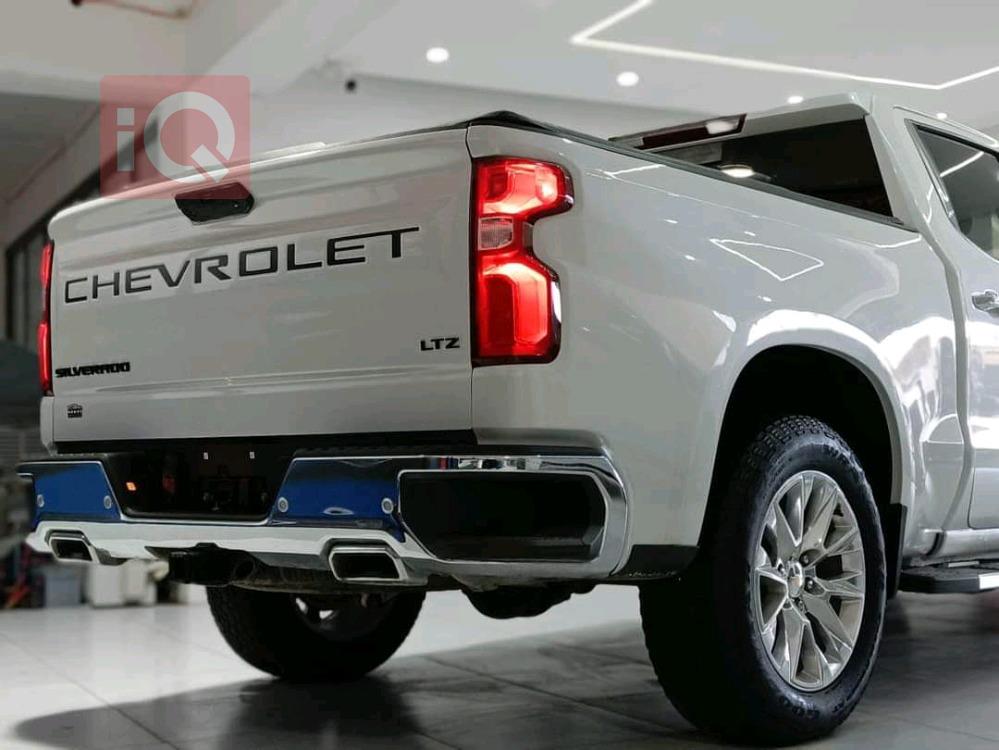 Chevrolet Silverado